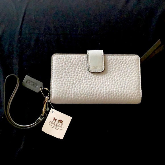 Coach card holder wallet/wristlet NEW - Picture 1 of 3